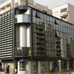 ОФИС СГРАДА С МАГАЗИНИ