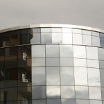 ОФИС СГРАДА С МАГАЗИНИ